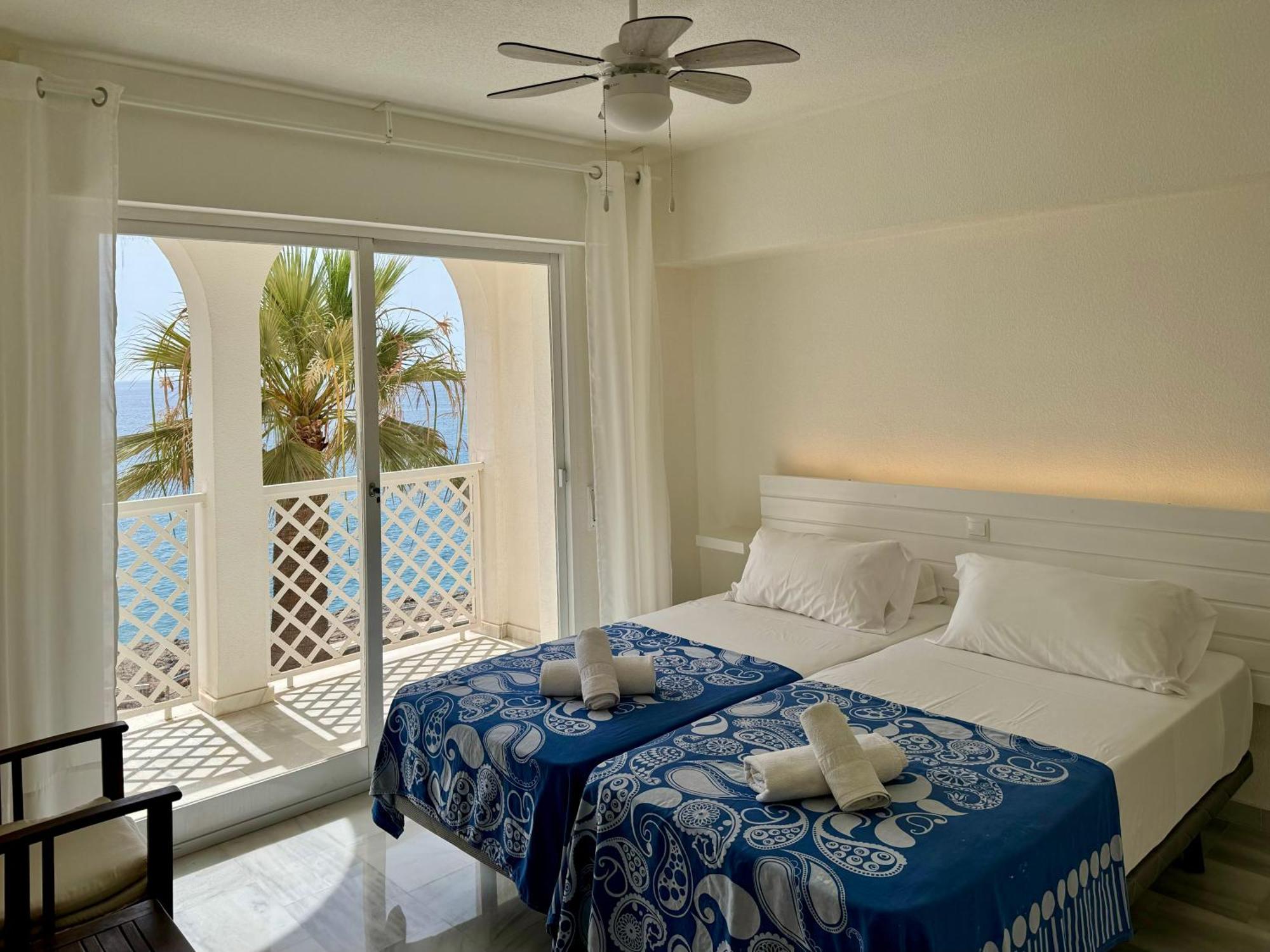 Fuentes De Nerja Apartment Bilik gambar